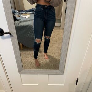 Hollister jeans
